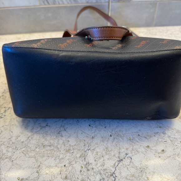 Coach Horse and Carriage Tote 27 C4069 Black Clean Inside Good Condition - Picture 13 of 14